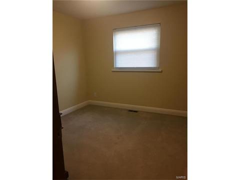 512 Marie Ln, Ballwin, MO 63011 photo 23