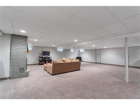 160 N Sappington Rd, Glendale, MO 63122 photo 28