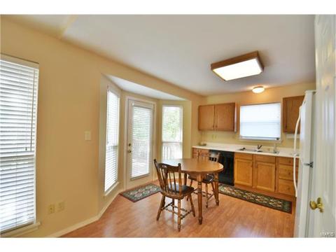 403 Clayheath, Ballwin, MO 63011 photo 6