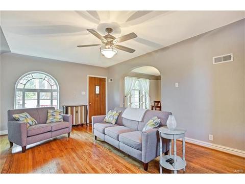 6426 Devonshire Ave, Saint Louis, MO 63109 photo 3