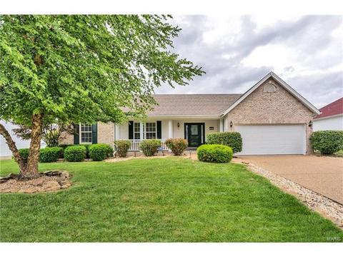 2335 Hidden Deer Dr, O'fallon, MO 63368 photo 1
