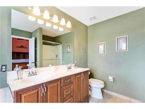 2335 Hidden Deer Dr, O'fallon, MO 63368 photo 12