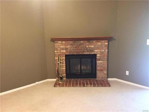 1316 Holgate Dr #G6, Ballwin, MO 63021 photo 4
