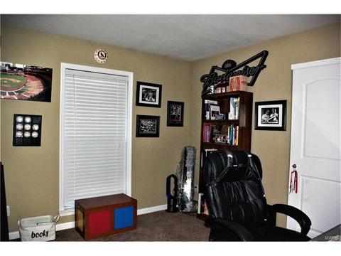 121 Chantry Dr, O'fallon, MO 63366 photo 6