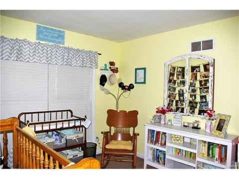 121 Chantry Dr, O'fallon, MO 63366 photo 7