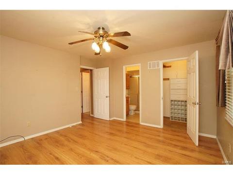 528 Goldwood Dr, Ballwin, MO 63021 photo 13