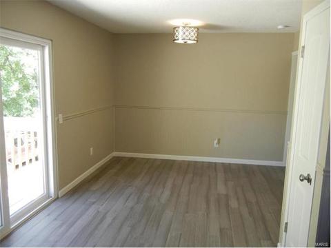 1110 Windyoak Dr, Ballwin, MO 63021 photo 7