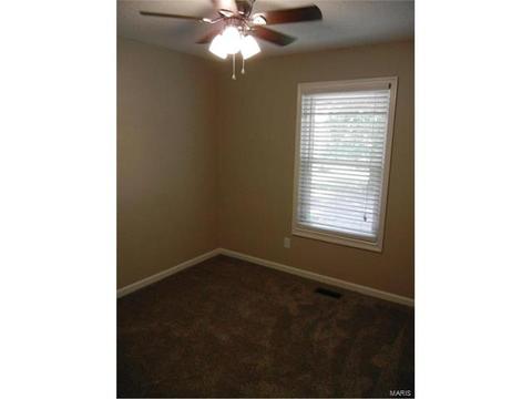 1110 Windyoak Dr, Ballwin, MO 63021 photo 8