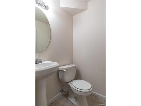 950 Claybend Dr, Ballwin, MO 63011 photo 17