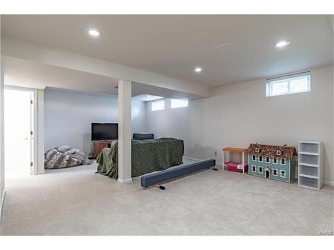 950 Claybend Dr, Ballwin, MO 63011 photo 16