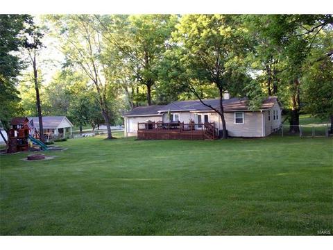 812 Lindell Dr, Ballwin, MO 63011 photo 2