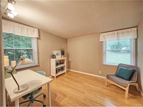 812 Lindell Dr, Ballwin, MO 63011 photo 18