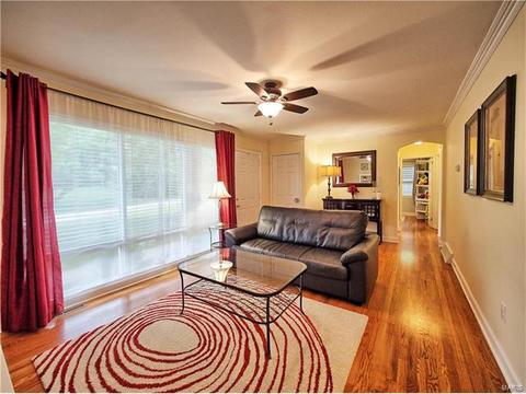 812 Lindell Dr, Ballwin, MO 63011 photo 11