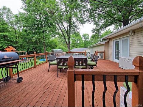 812 Lindell Dr, Ballwin, MO 63011 photo 24