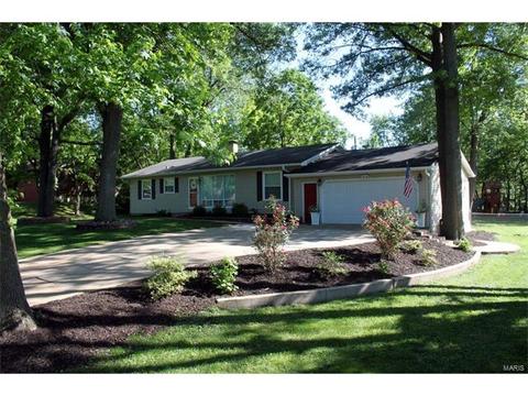 812 Lindell Dr, Ballwin, MO 63011 photo 3