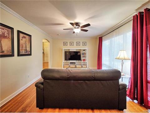 812 Lindell Dr, Ballwin, MO 63011 photo 12