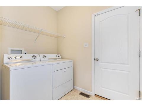 507 Coachgate Ct, Ballwin, MO 63021 photo 10