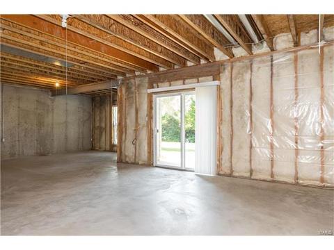 507 Coachgate Ct, Ballwin, MO 63021 photo 17