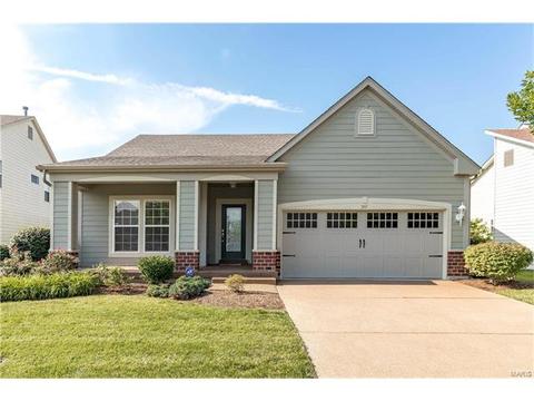 507 Coachgate Ct, Ballwin, MO 63021 photo 2