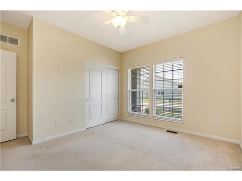 507 Coachgate Ct, Ballwin, MO 63021 photo 16