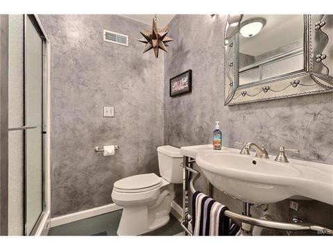 845 Castle Pines Dr, Ballwin, MO 63021 photo 30