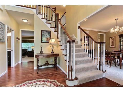 845 Castle Pines Dr, Ballwin, MO 63021 photo 5