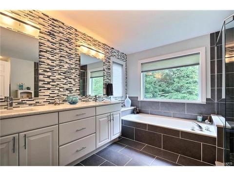 845 Castle Pines Dr, Ballwin, MO 63021 photo 21