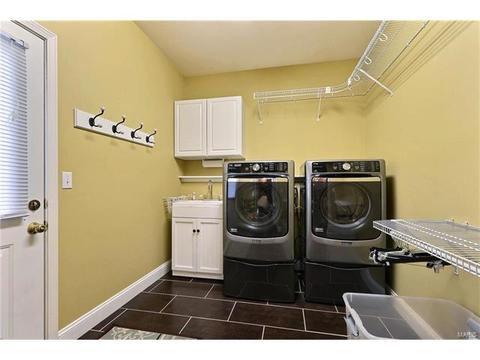 845 Castle Pines Dr, Ballwin, MO 63021 photo 19