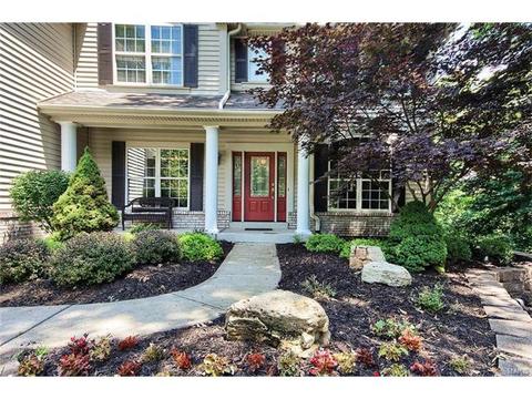 901 Sheffield Forest Ct, Ballwin, MO 63021 photo 2