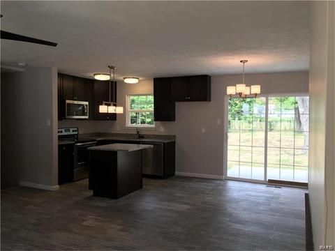 11 S Perry Cir, O'fallon, MO 63366 photo 6