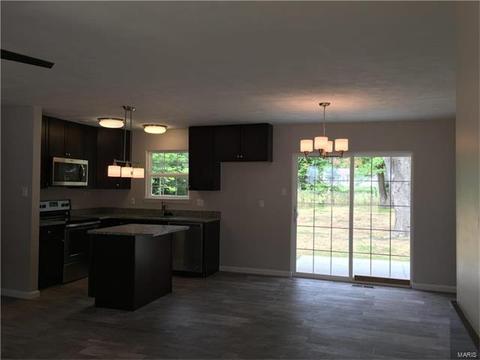 11 S Perry Cir, O'fallon, MO 63366 photo 7