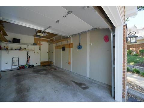 1356 Holgate #E2, Ballwin, MO 63021 photo 24