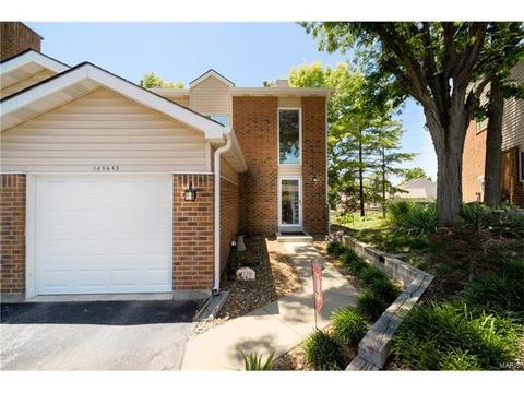 1356 Holgate #E2, Ballwin, MO 63021 photo 1