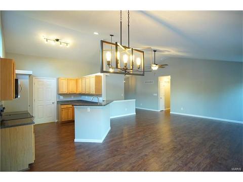 279 Royallmanor, O'fallon, MO 63368 photo 5