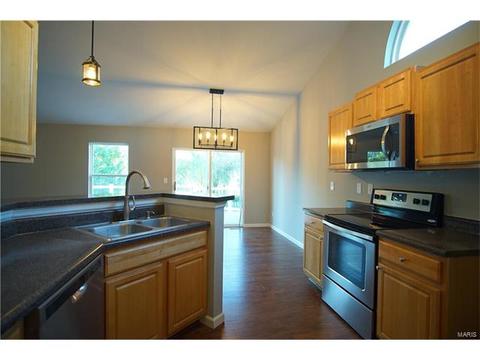 279 Royallmanor, O'fallon, MO 63368 photo 10