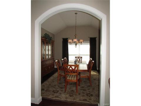 952 Barbara Ann Ln, Ellisville, MO 63021 photo 5