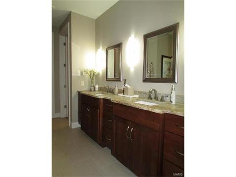 952 Barbara Ann Ln, Ellisville, MO 63021 photo 18