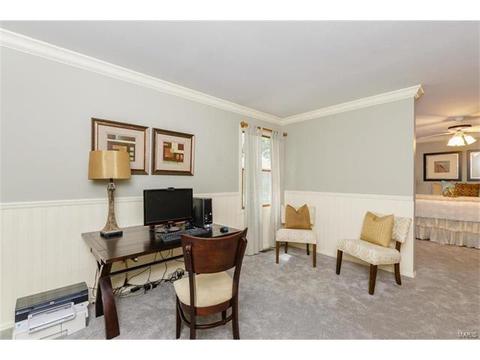 710 Oak Hall Ln, Ballwin, MO 63021 photo 9