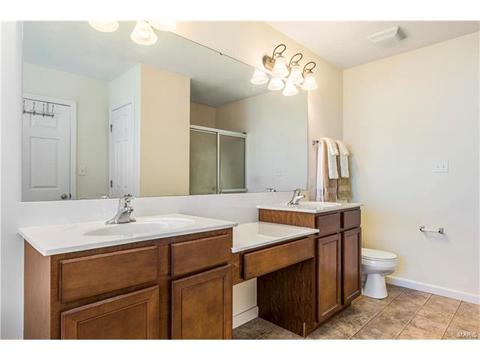 211 Roxbury Dr, O'fallon, MO 63366 photo 16