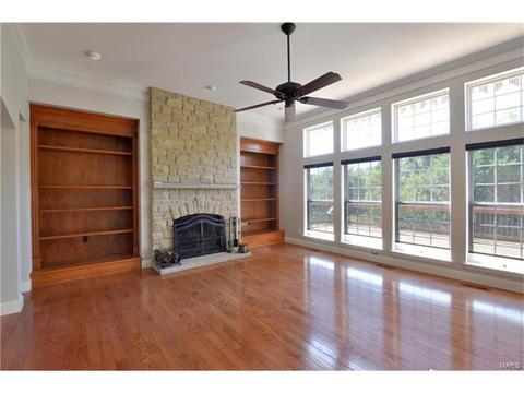 1418 Lucerne Pl, Weldon Spring, MO 63304 photo 2