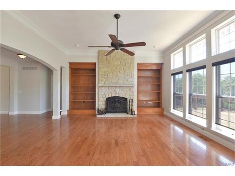 1418 Lucerne Pl, Weldon Spring, MO 63304 photo 3