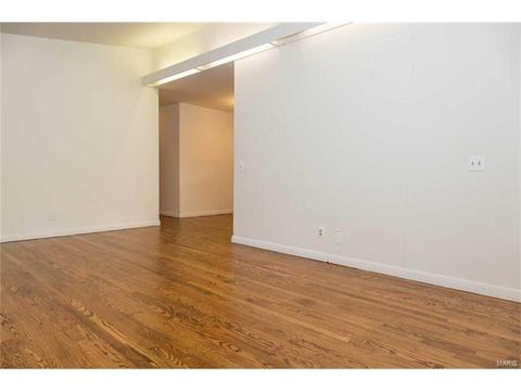 6 Mandalay, Ballwin, MO 63021 photo 24