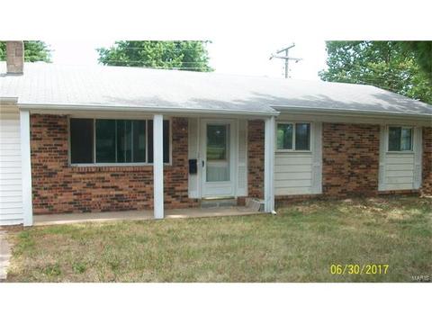 305 Pine, Cuba, MO 65453 photo 1