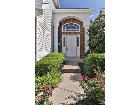 302 Wild Oak Dr, O'fallon, MO 63368 photo 4
