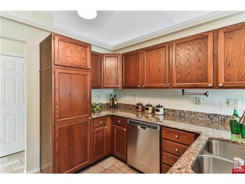 418 Alverston Ct, Ballwin, MO 63021 photo 13