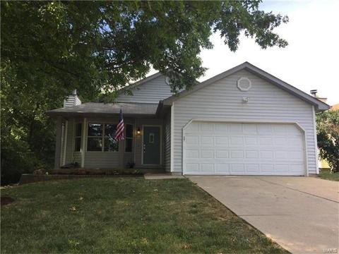 201 Geranium Dr, O'fallon, MO 63366 photo 1