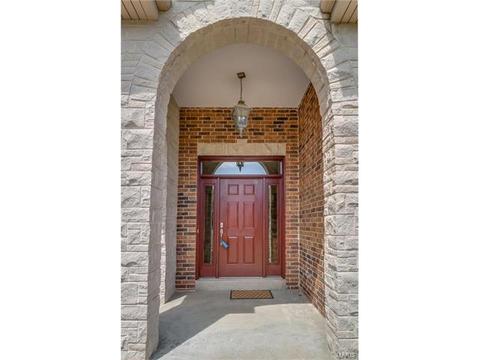 314 Walnut Forest Dr, O'fallon, MO 63366 photo 2