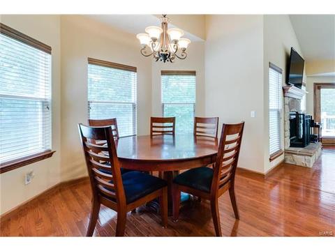 314 Walnut Forest Dr, O'fallon, MO 63366 photo 10