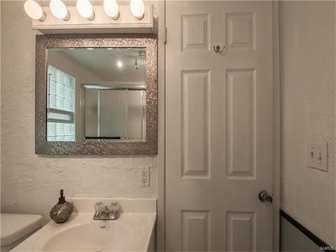 7705 Devonshire Ave, Saint Louis, MO 63119 photo 17