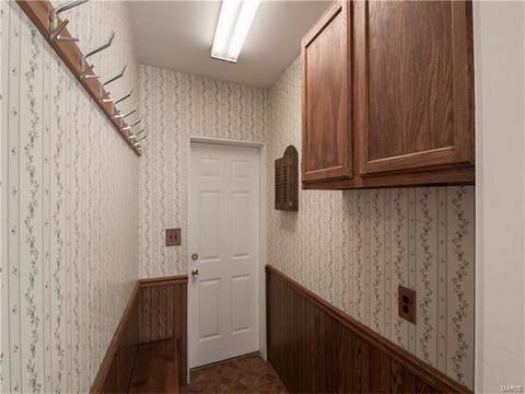 7705 Devonshire Ave, Saint Louis, MO 63119 photo 10